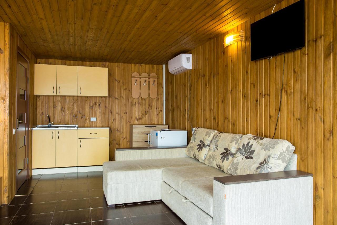 Б/О Pina Colada Hotel โอชาคิฟ ภายนอก รูปภาพ